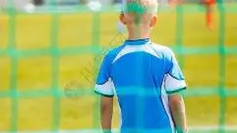 周震南家父小区建设存疑：房产证待办5年 问题频发